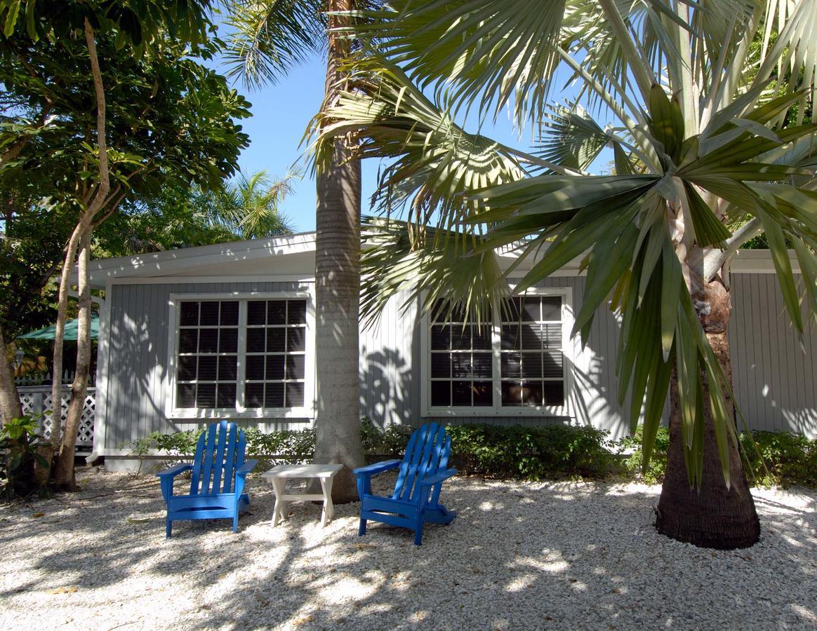 Seahorse Cottages - Adults Only Санибел Экстерьер фото