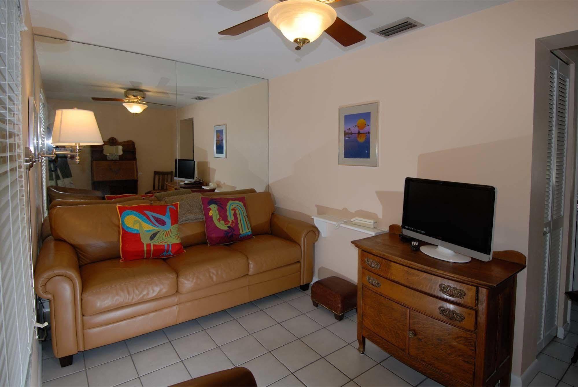 Seahorse Cottages - Adults Only Санибел Экстерьер фото